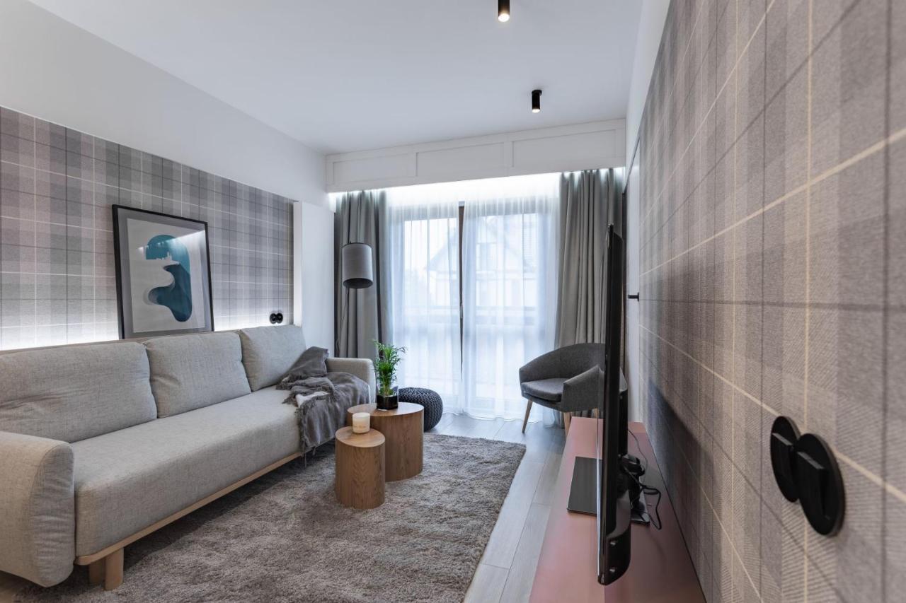 Green Park Resort A6- Z Dostepem Do Basenu, Sauny, Jacuzzi, Silowni シクラルスカ・ポレンバ エクステリア 写真